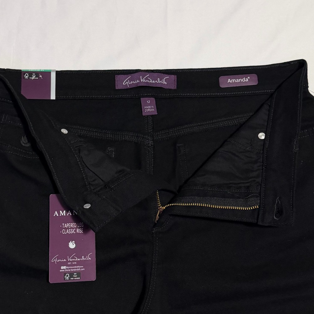 Gloria Vanderbilt Amanda Tapered Leg Jeans Black Classic Rise Women 12 Short NWT - Picture 4 of 9